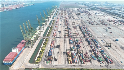 中共上海市紀律檢查委員會 上海市監(jiān)察委員會推進上海貿(mào)易領(lǐng)域廉潔建設(shè)